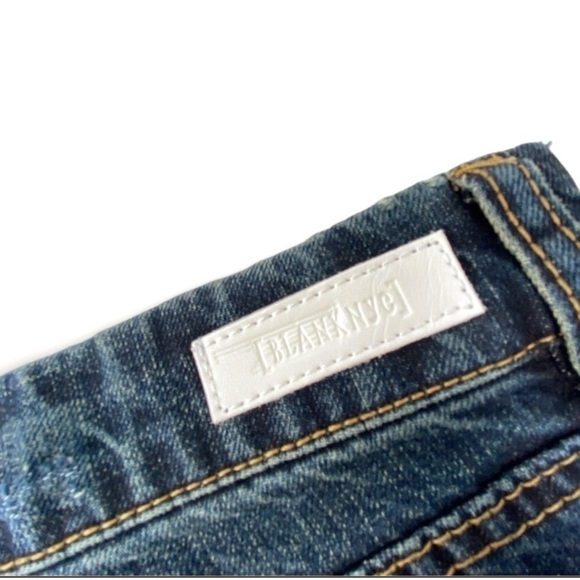 Blank NYC Jean Shorts “I Know You Want Me” Denim Size 28 = 6 nyc Cutoffs New NWT - Picture 4 of 9
